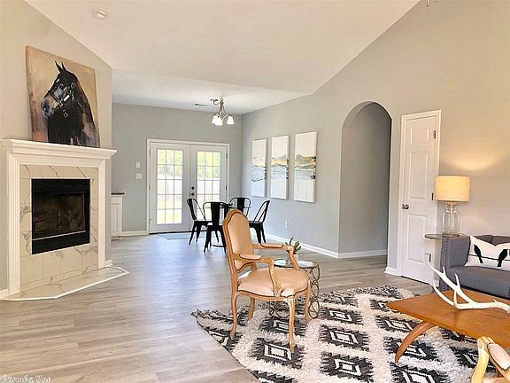 2nd image of 339 Joy Dr