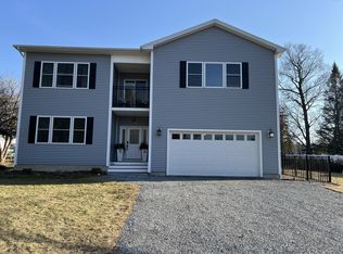 409 Holy Cross Rd, Colchester, VT 05446