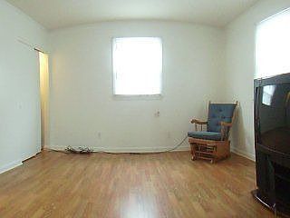 1st image of 831 Somerset Dr