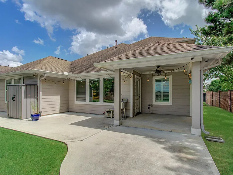 2524 Hagerman Ct — Photo 41
