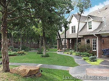 3rd image of 13816 Lost Creek Dr