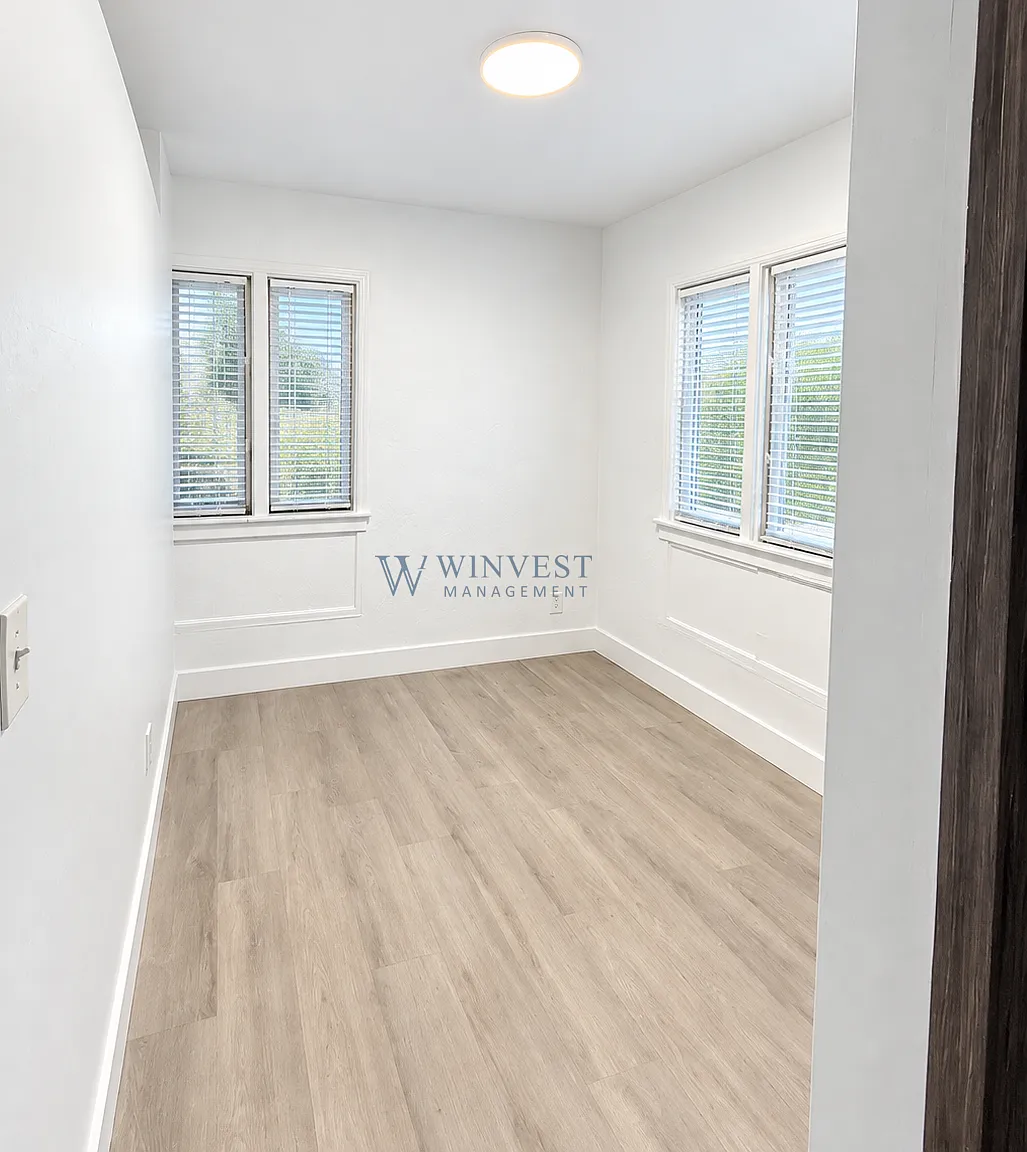 1815 McKinley St — Photo 4