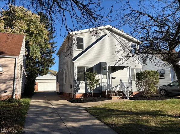 12813 Oak Park Blvd, Garfield Heights, OH 44125