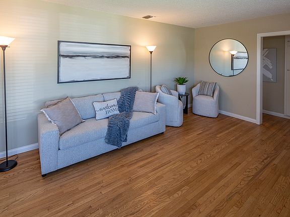 2nd image of 2542 E Norma Ave