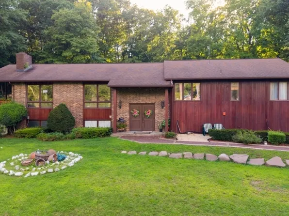 121 Doremus Rd, West Milford Twp., NJ 07438