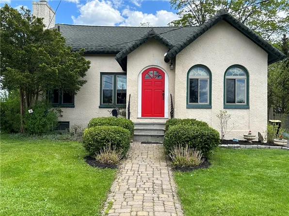 4 Richmond Ave, Oneonta, NY 13820