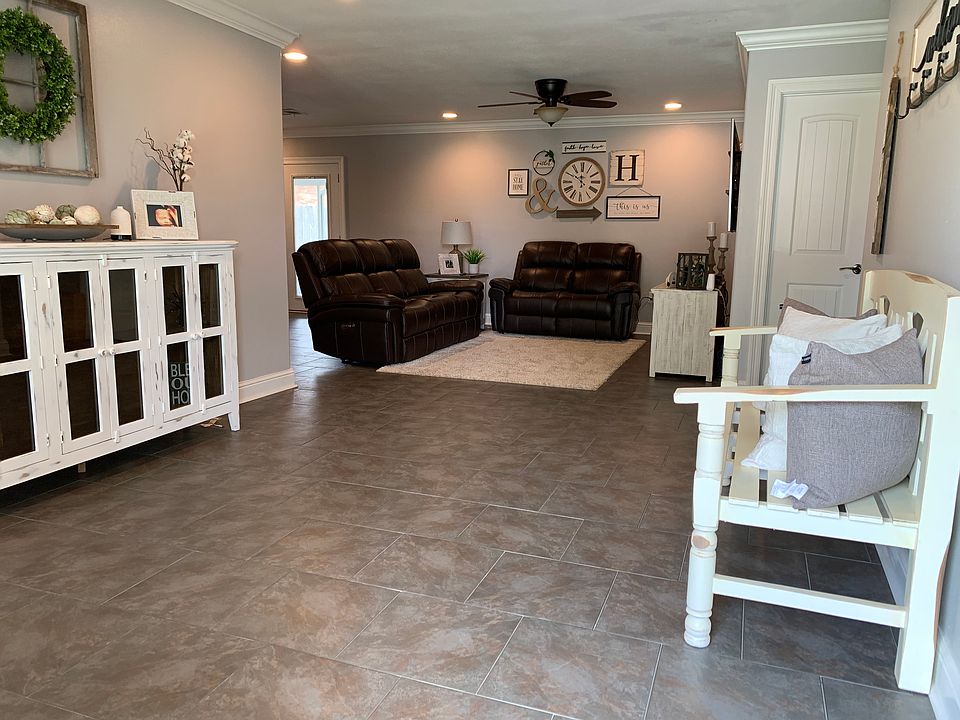 1st image of 2325 Gallo Dr