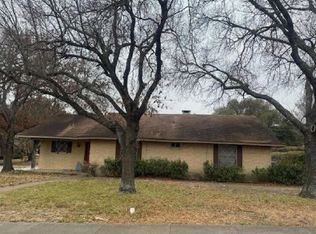 147 S Crestwood Blvd, Desoto, TX 75115