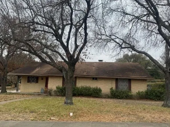 147 S Crestwood Blvd, Desoto, TX 75115