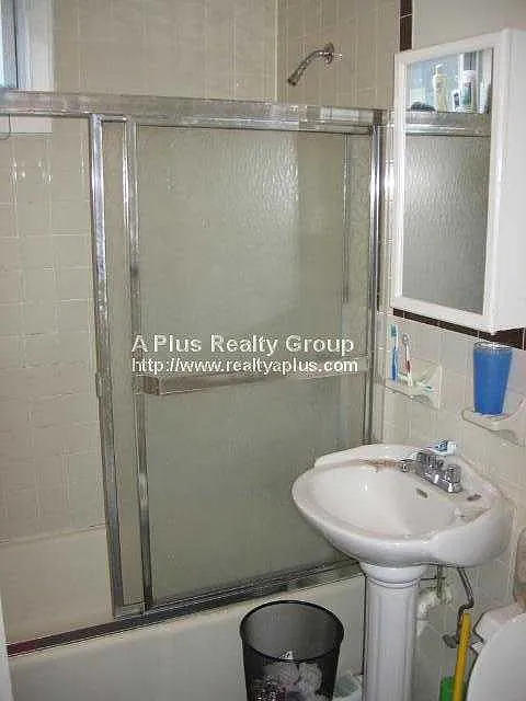 3 bed, $2,975 — Photo 3