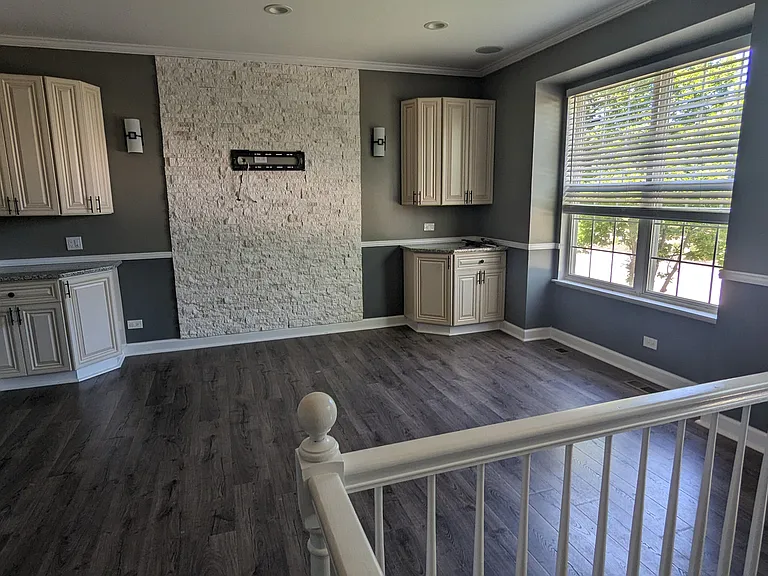 768 Lambert Ln — Photo 1