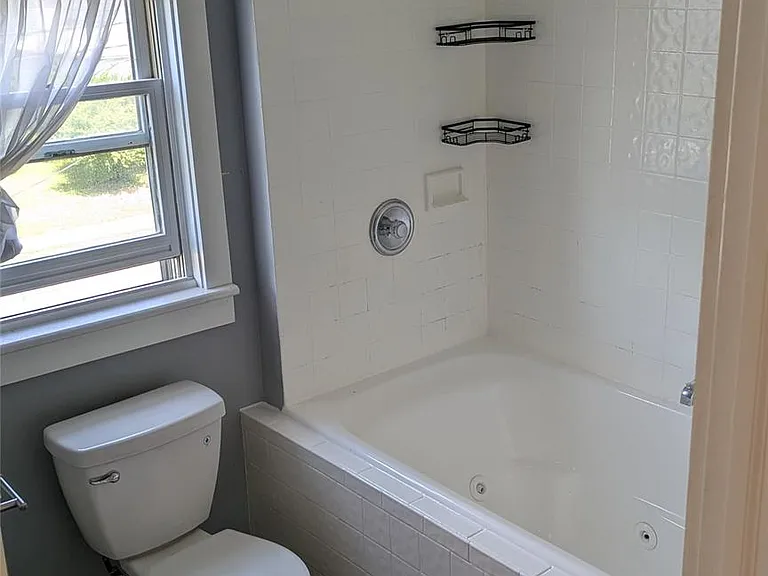1 West St #2 — Photo 9