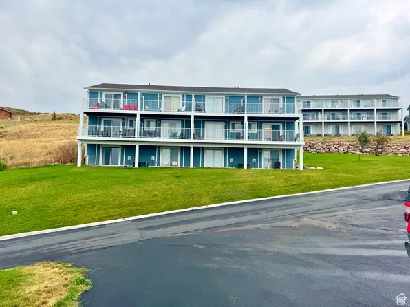 871 N Newberg Dr #3, Garden City, UT 84028