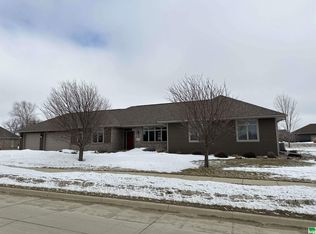 309 23rd Ave, Sheldon, IA 51201