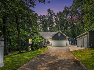 4106 Wildwood Dr, Allegan, MI 49010