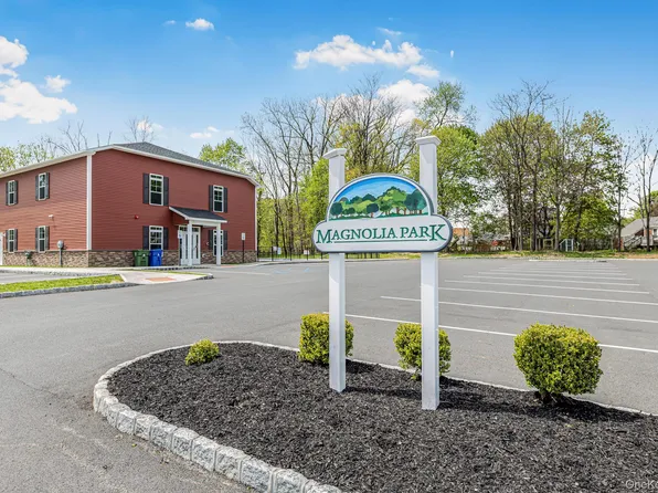 19 Magnolia Park Road, Middletown, NY 10940