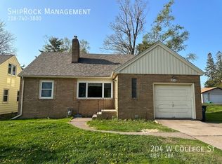 204 W College St, Duluth, MN 55812