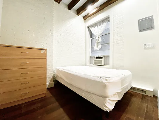 Rented by Voro NYC | media 25