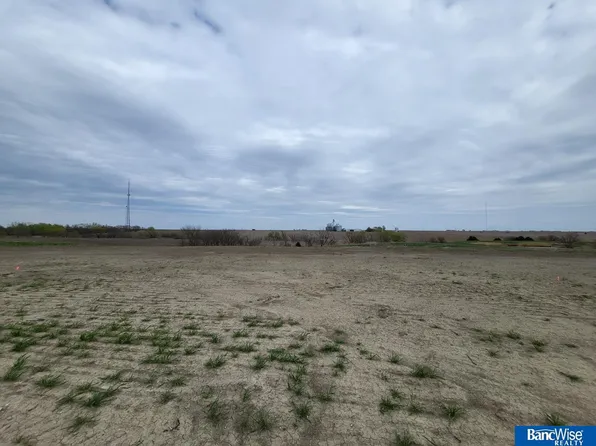 640 S Front St, Hallam, NE 68368