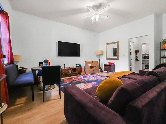 2nd image of 137 W 71st St APT 3B