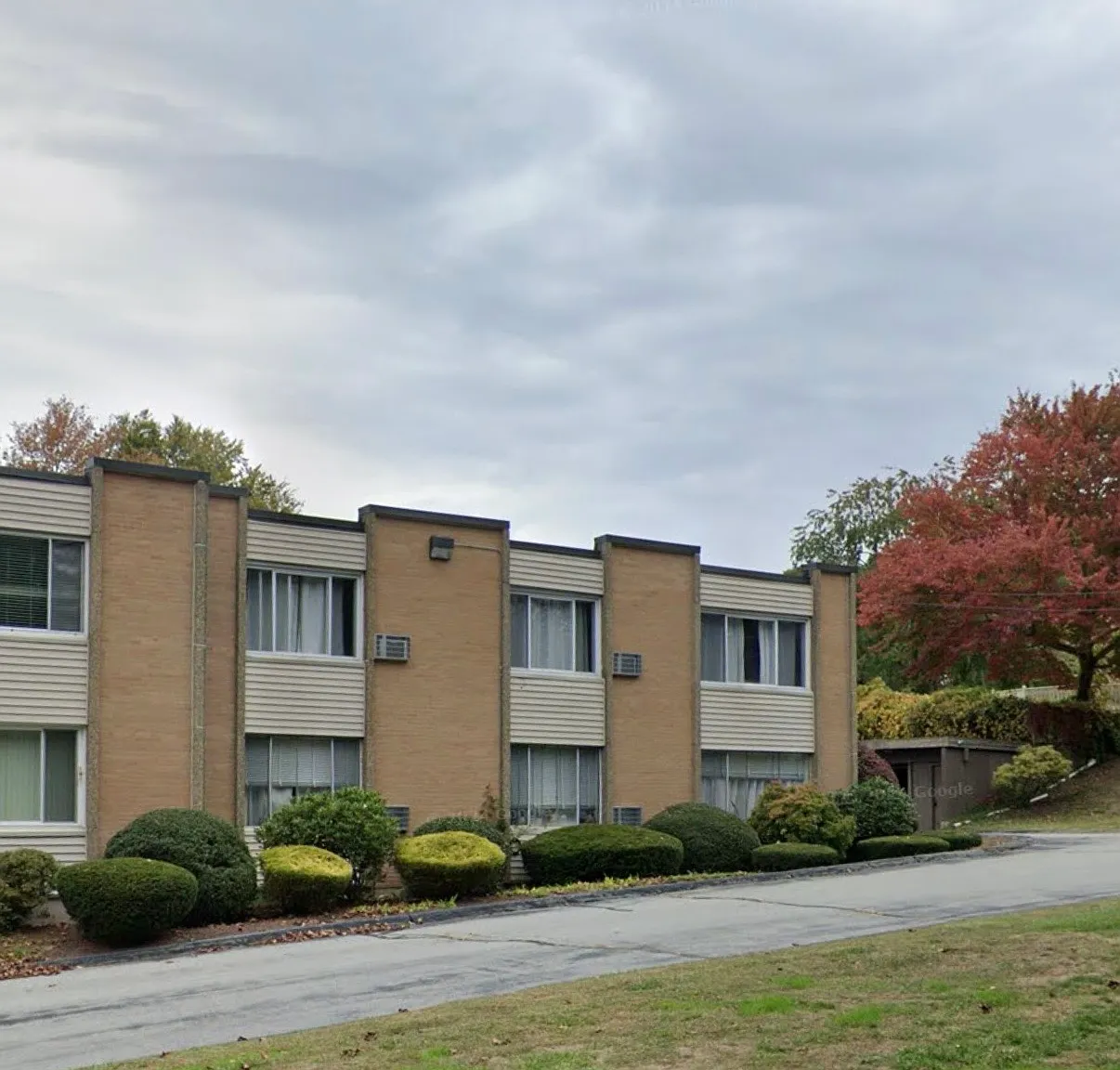 2 bed, 1302 sqft, $2,200 — Photo 1