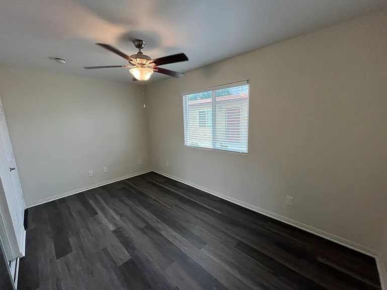 422 W Rosa Parks Rd #A — Photo 11