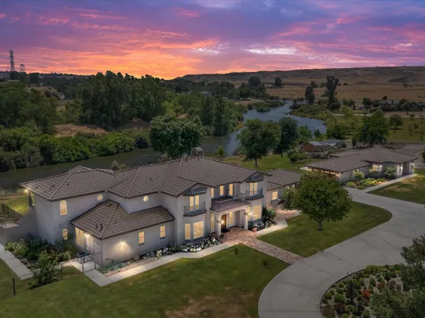 6301 Uplands Of The Kern Dr, Bakersfield, CA 93308