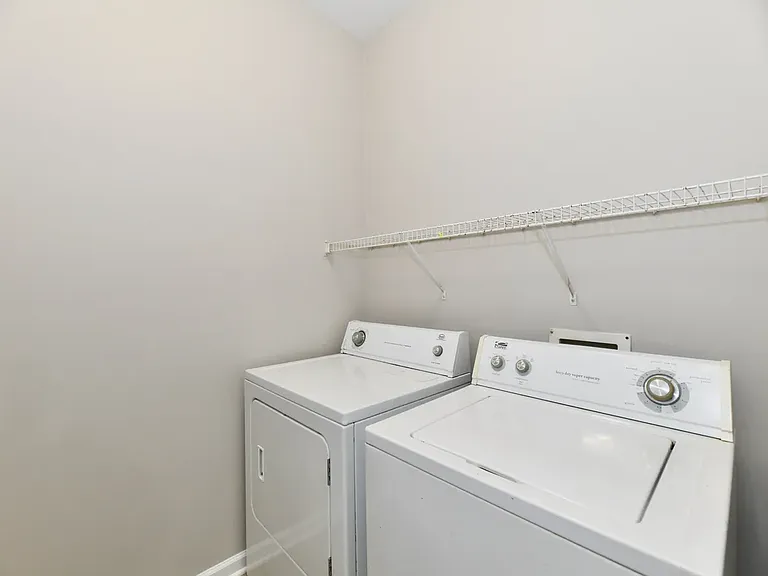 10454 Platinum Dr — Photo 8