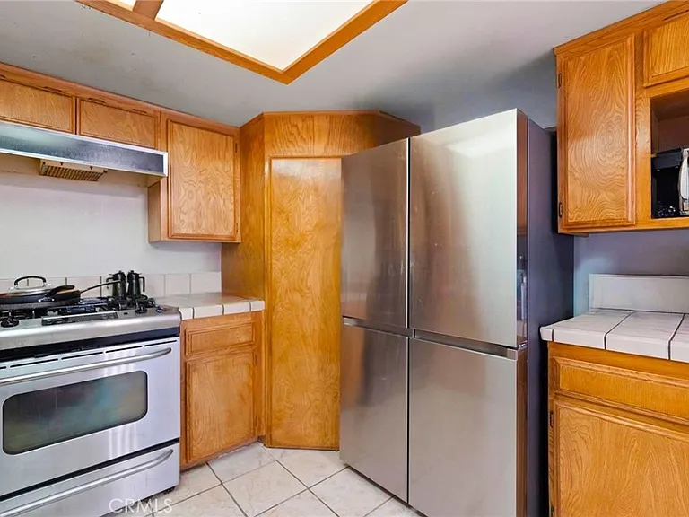 7371 Lyons Ave — Photo 18