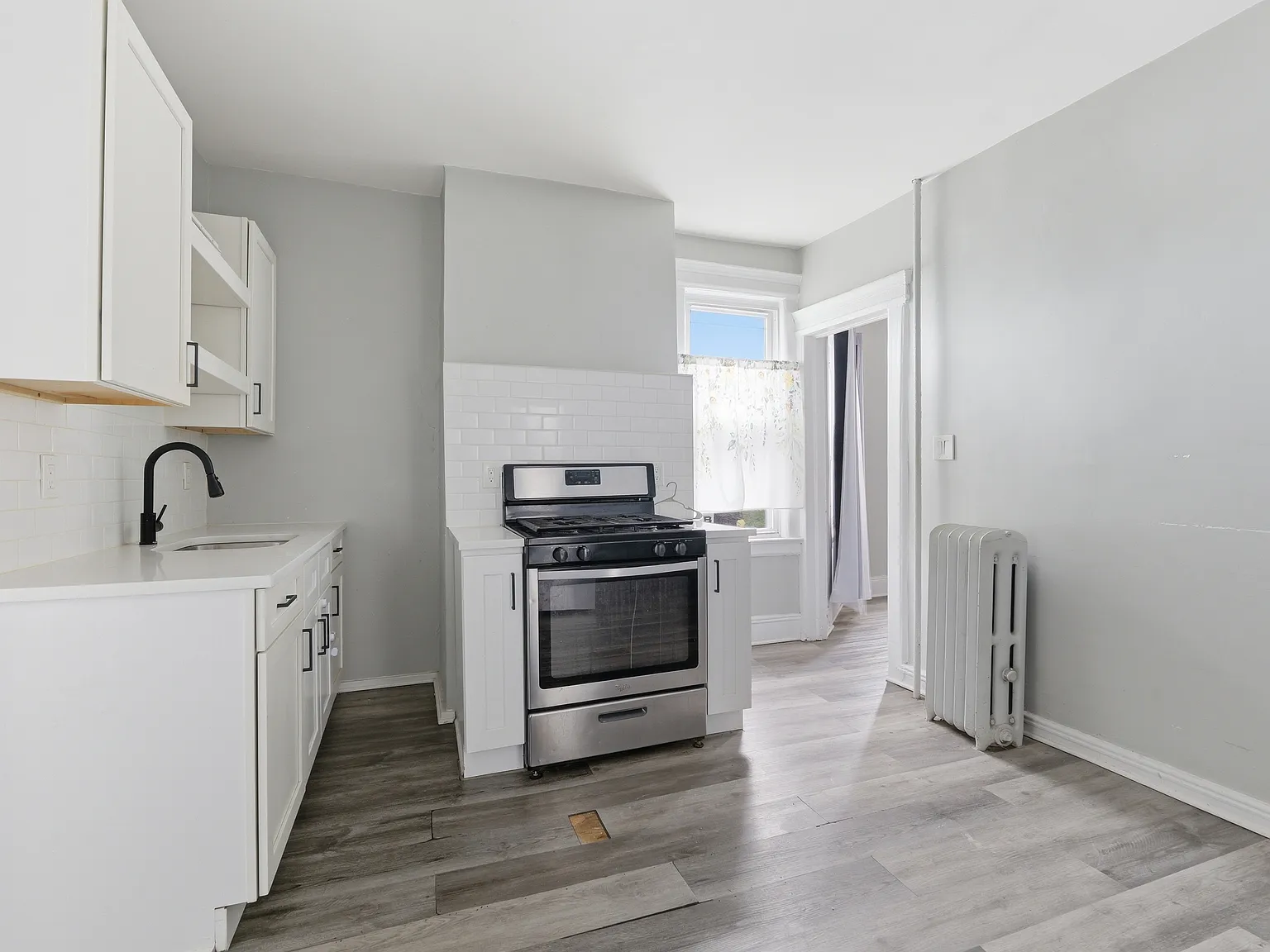 1 bed, 600 sqft, $1,800 — Photo 3