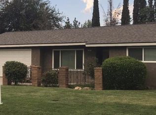 2817 Holiday Way, Madera, CA 93637