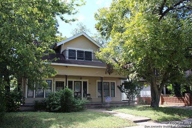 1st image of 204 Mount Vernon Ct APT 2