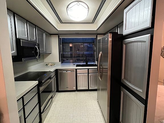 3rd image of 11414 NE 128th St APT 75