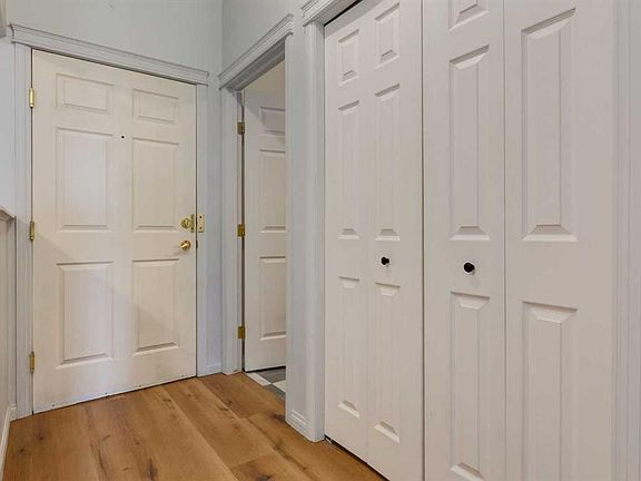 5th image of 1919 E 31st St SW #304