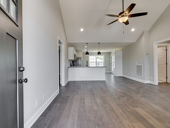 4th image of 408 Rose Ln Lot 91