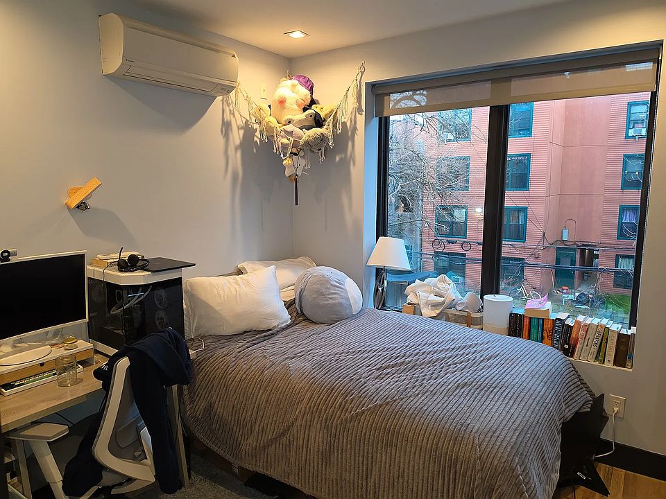 1st image of 568 Lafayette Ave #3C