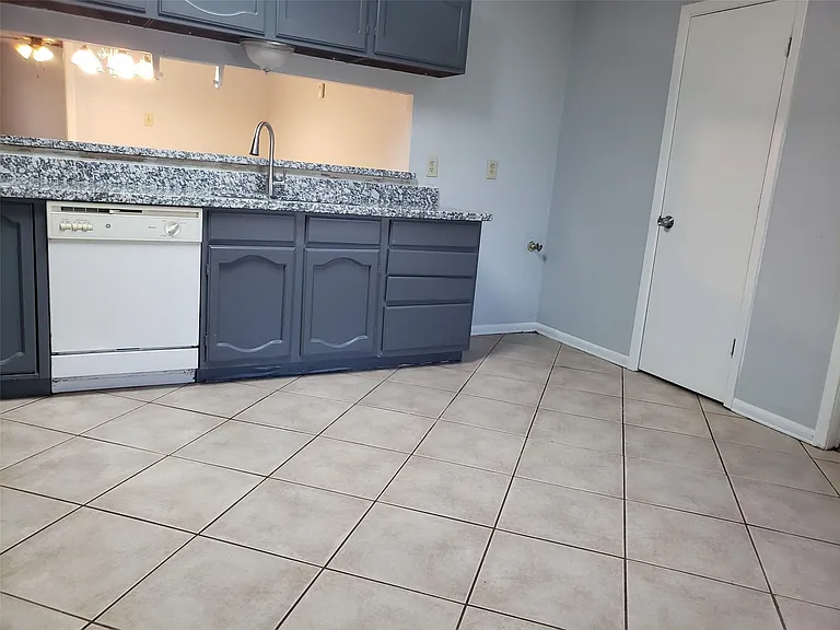 8527 Quail Hills Dr — Photo 10