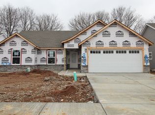 3910 Golden Apple Way, Jeffersonville, IN 47130