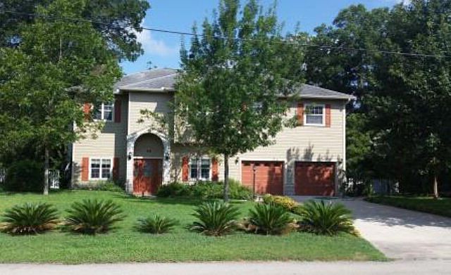 1st image of 44 River Oak Dr