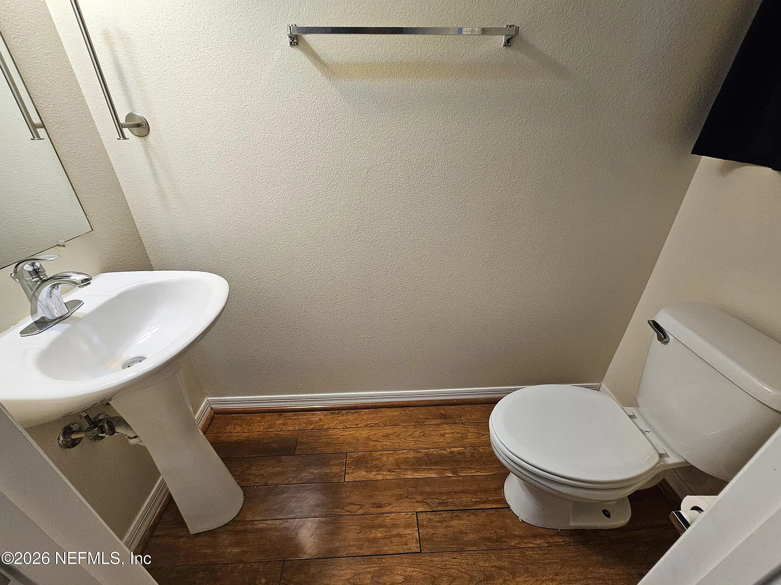 3 bed, 2.5 bath, 1661 sqft, $1,785 — Photo 4