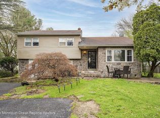 2 Westfield Rd, East Windsor, NJ 08520