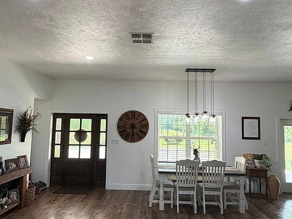 4th image of 300 County Road 3535