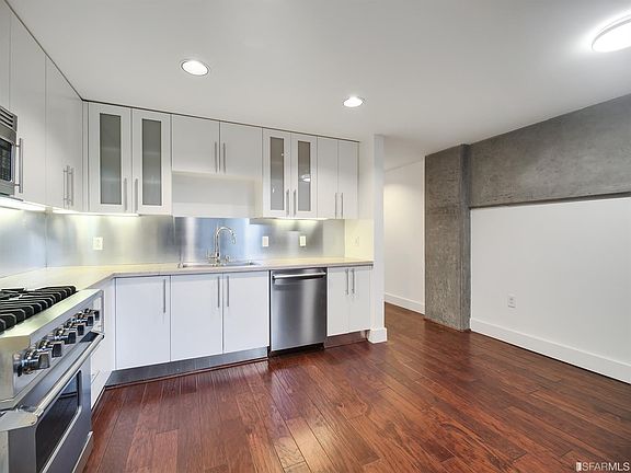 3rd image of 200 Brannan St APT 102