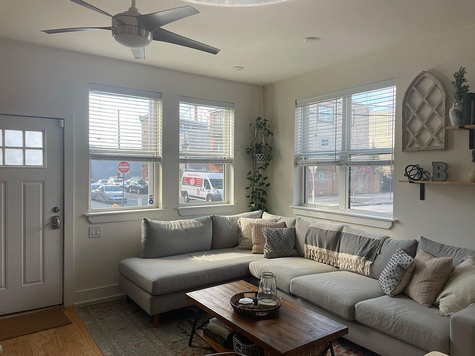 Entrance and living room area
