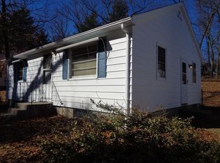 24 N Brook Rd, Springfield, MA 01119
