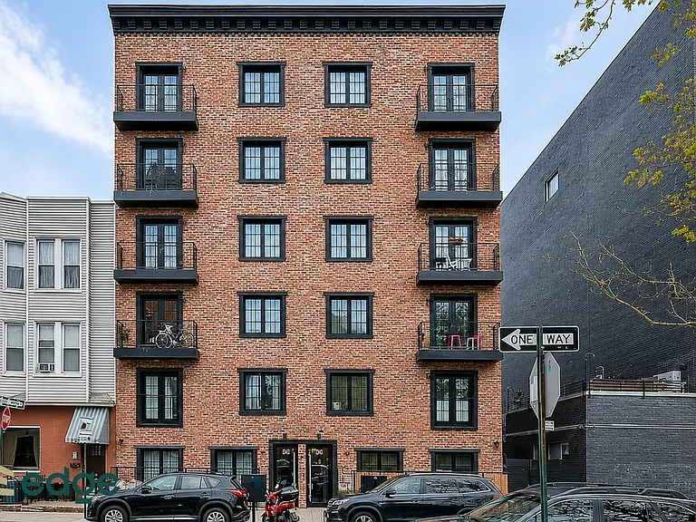 236 N 11th St #2B — Photo 8