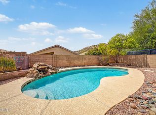 8965 E HILLVIEW Street, Mesa, AZ 85207