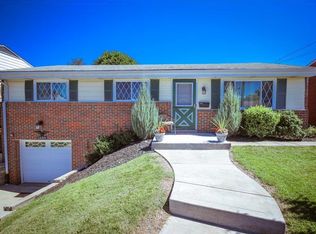 1409 Chaplin St, Conway, PA 15027