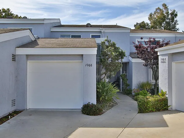 1068 Isabella Ave — Photo 4