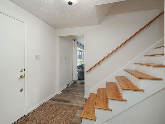4th image of 642 Buckingham Dr